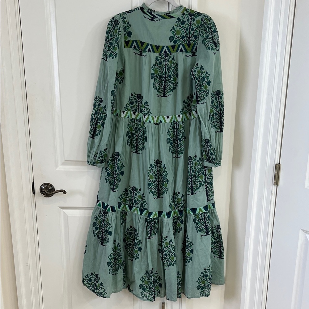 Sage Green Floral Button-Front Tiered Midi Dress - Picture 4 of 6